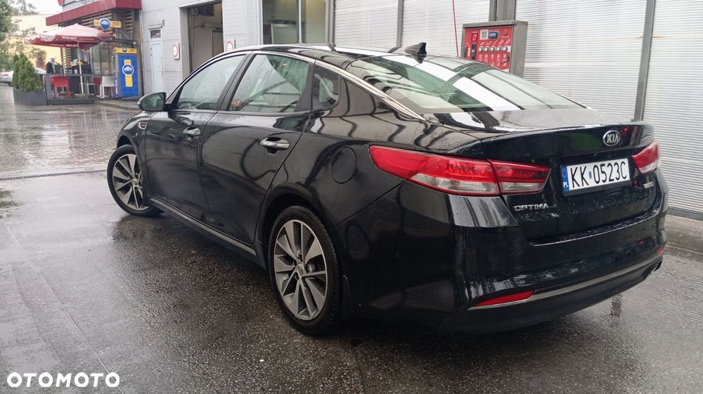 Kia Optima - 3