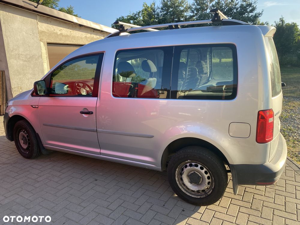 Volkswagen Caddy - 4