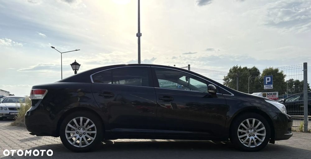 Toyota Avensis 2.0 Prestige EU5 MS - 4