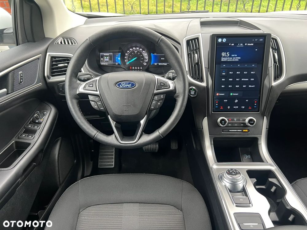 Ford Edge - 19