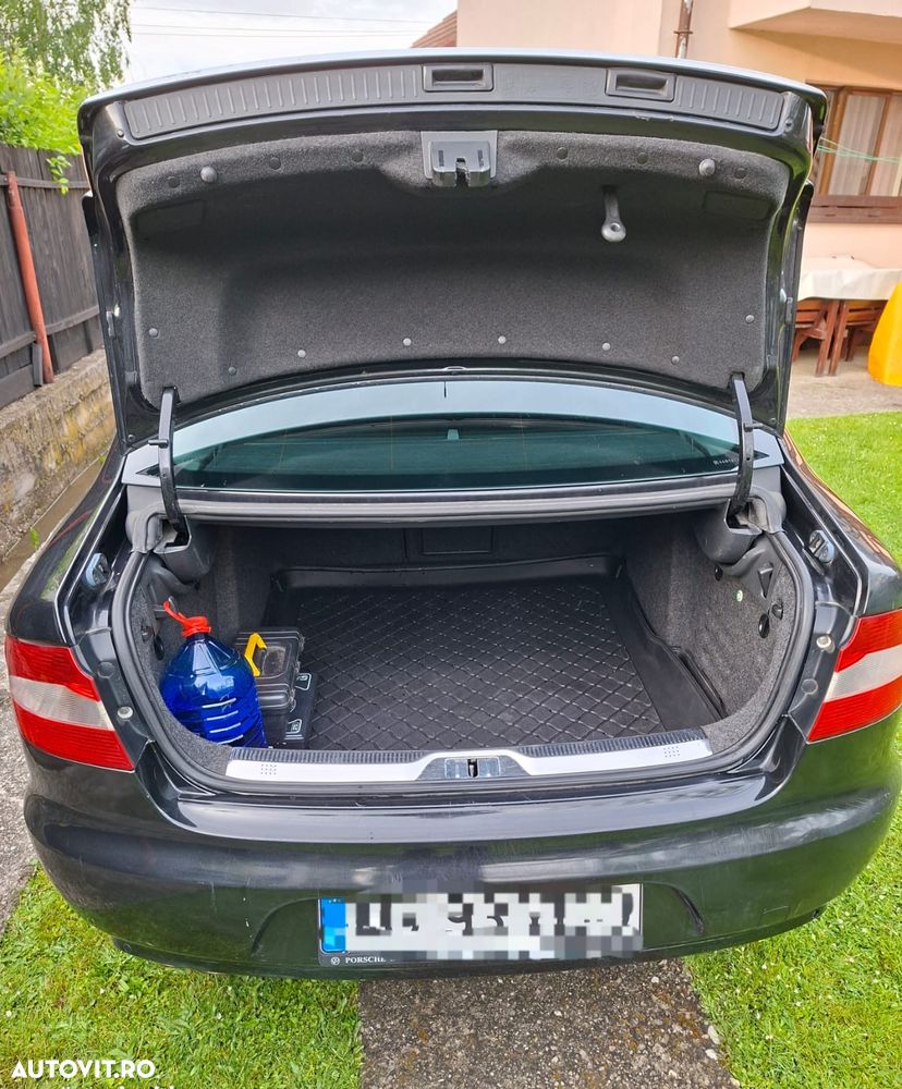Skoda Superb 2.0 TDI Elegance DSG - 5