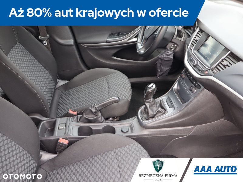 Opel Astra - 10