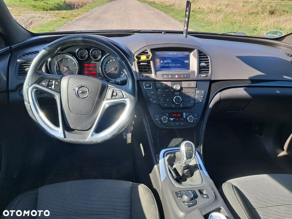 Opel Insignia - 16