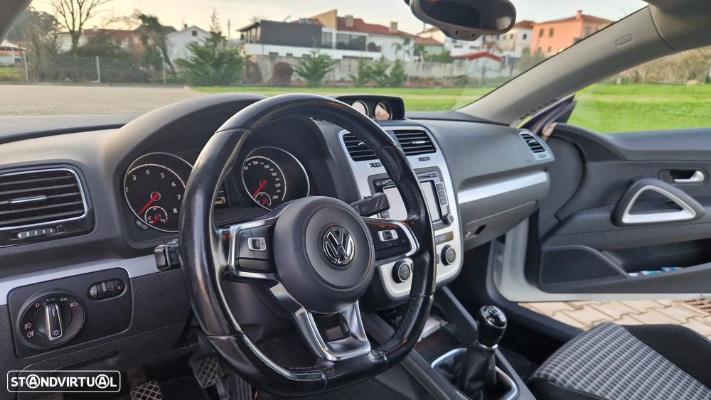 VW Scirocco 1.4 TSI BlueMotion Club - 9