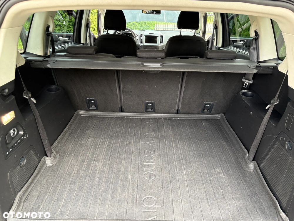 Ford S-Max 2.0 EcoBlue Titanium - 20