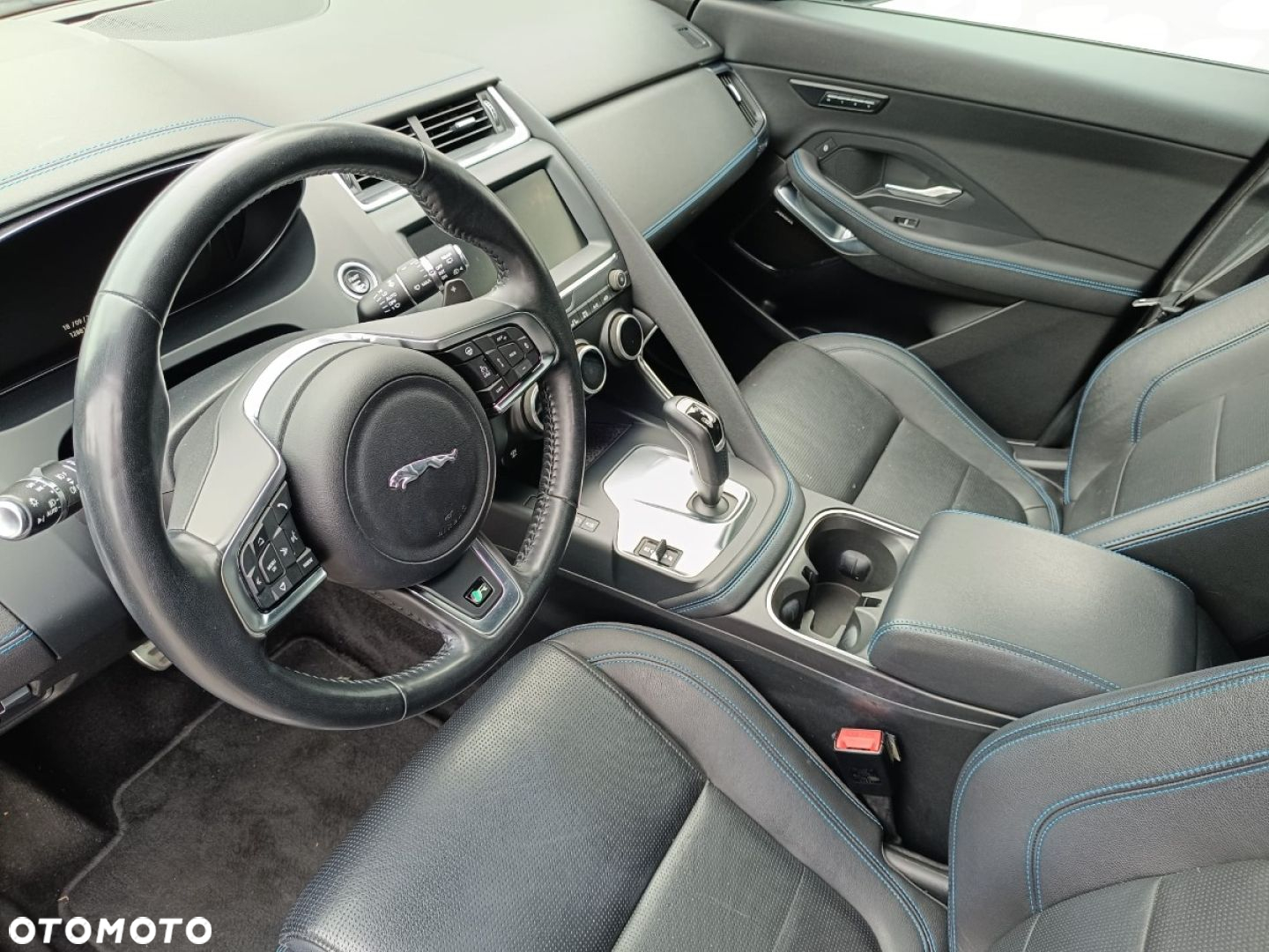 Jaguar E-Pace - 6
