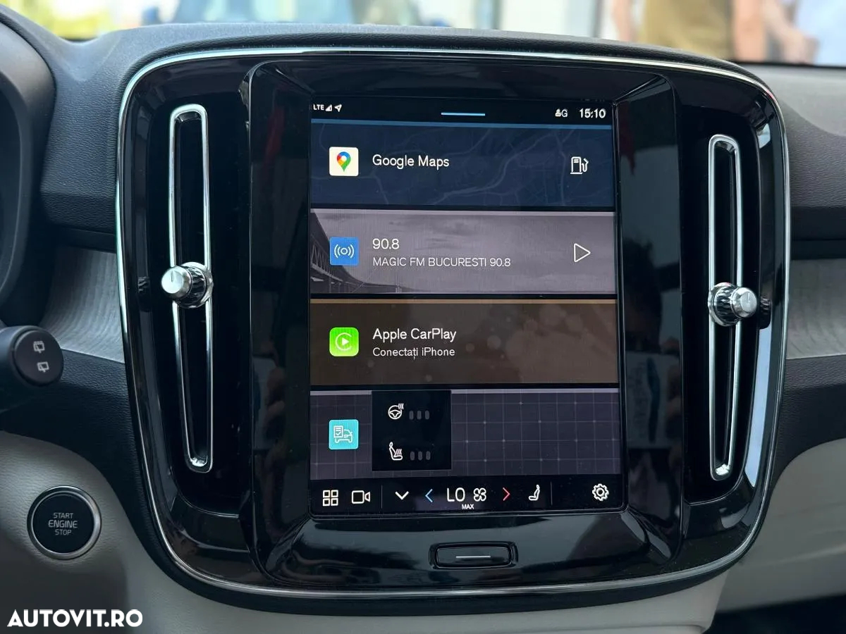 Volvo XC 40 B4 AT8 Mild Hybrid Momentum Pro - 31