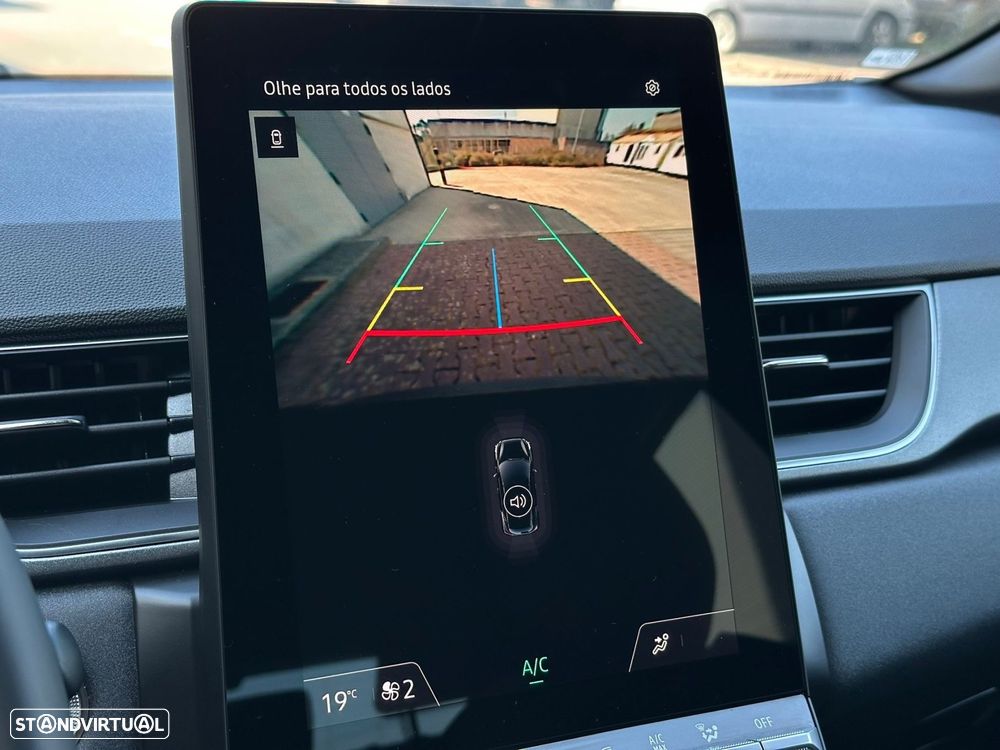 Renault Captur 1.0 TCe Techno Bi-Fuel - 25