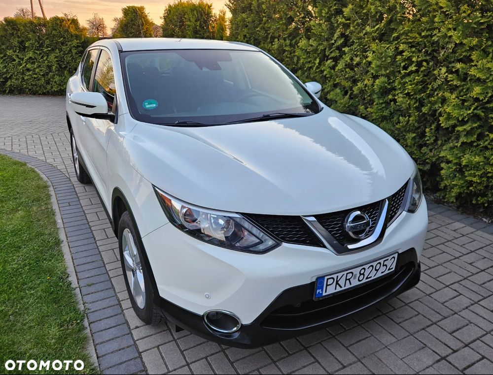 Nissan Qashqai 1.6 DCi N-Connecta - 21