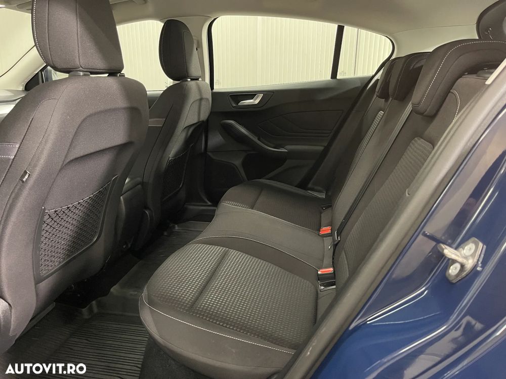 Ford Focus 1.5 EcoBlue Connected - 11