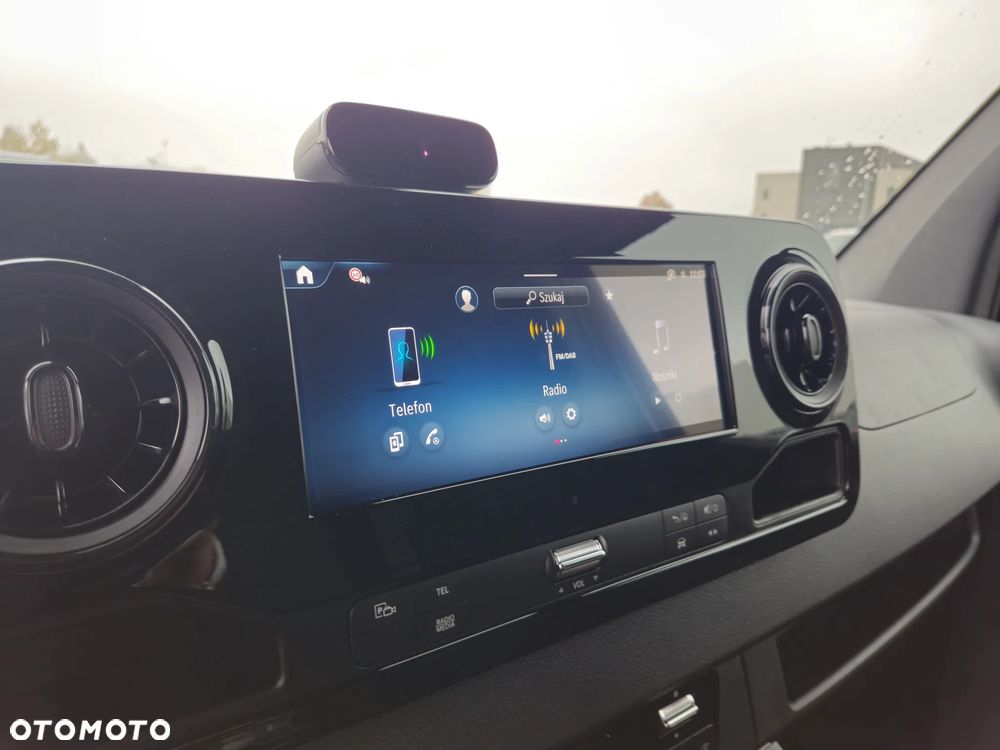 Mercedes-Benz Sprinter 319 CDI - 18