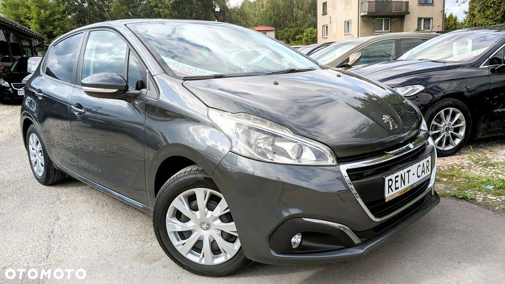 Peugeot 208 - 3