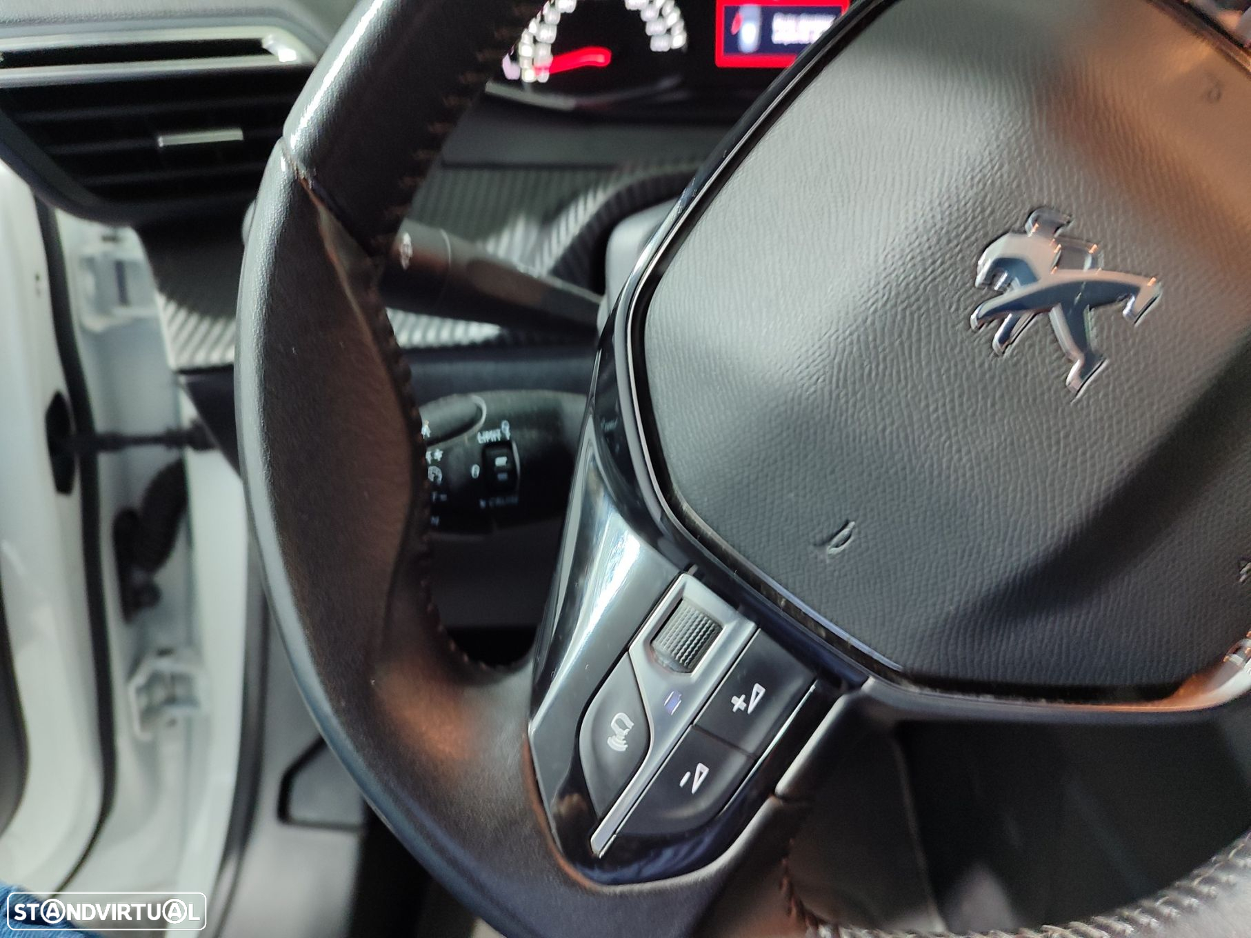 Peugeot 208 1.2 PureTech Active Pack - 30