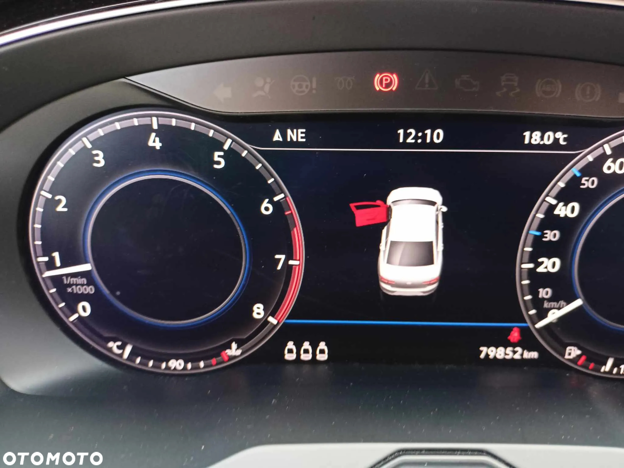 Volkswagen Passat 1.8 TSI BMT Highline - 18