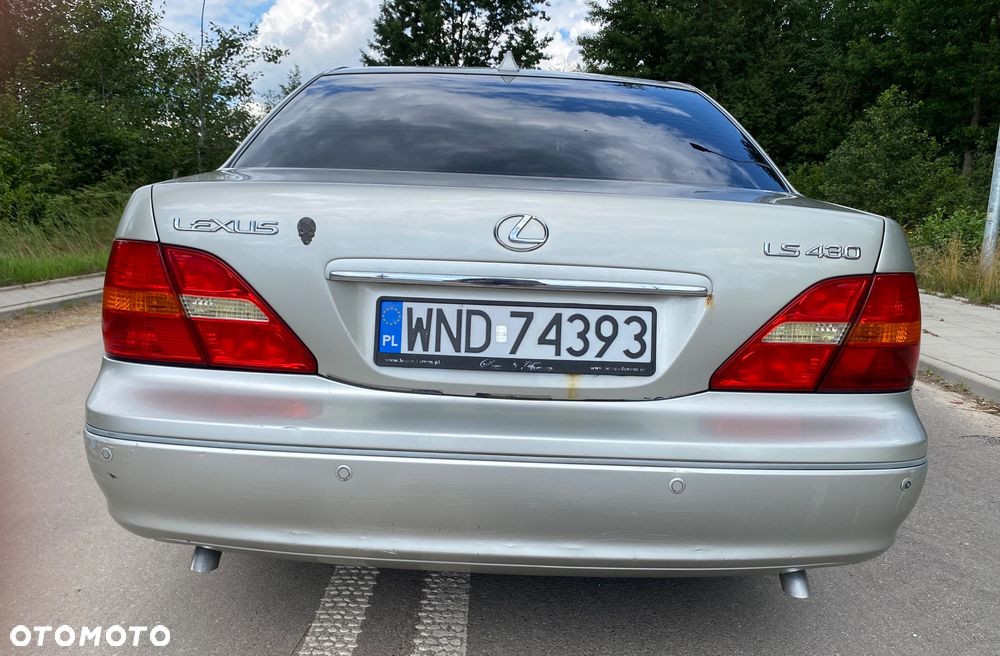 Lexus LS Prezydent - 10
