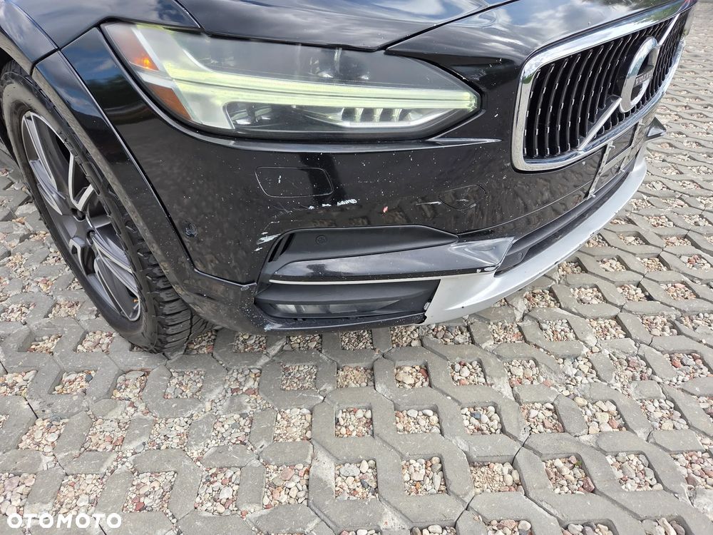 Volvo V90 Cross Country T6 AWD Pro - 31