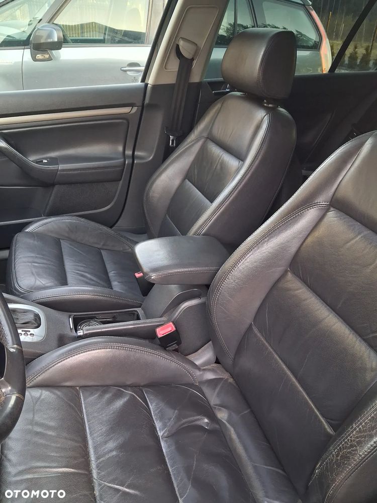 Volkswagen Golf 2.0 TDI Sportline DSG - 12