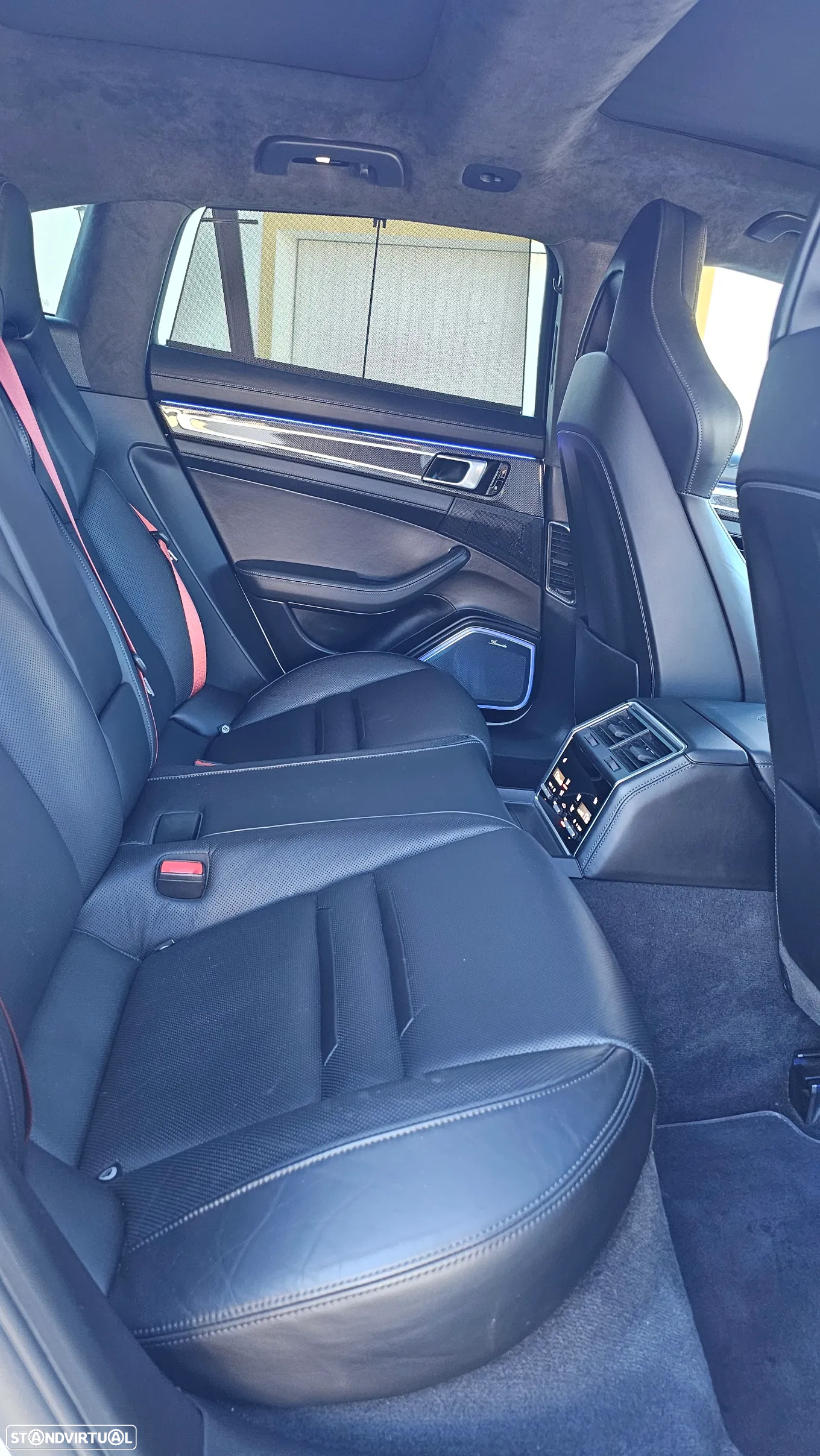 Porsche Panamera Sport Turismo Turbo S E-Hybrid - 8