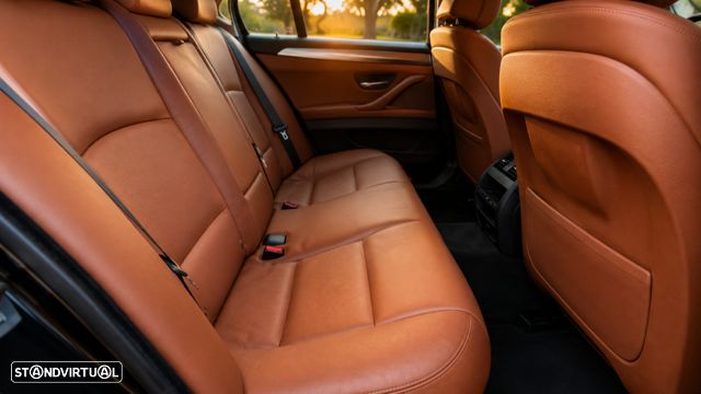 BMW 525 d Auto - 8