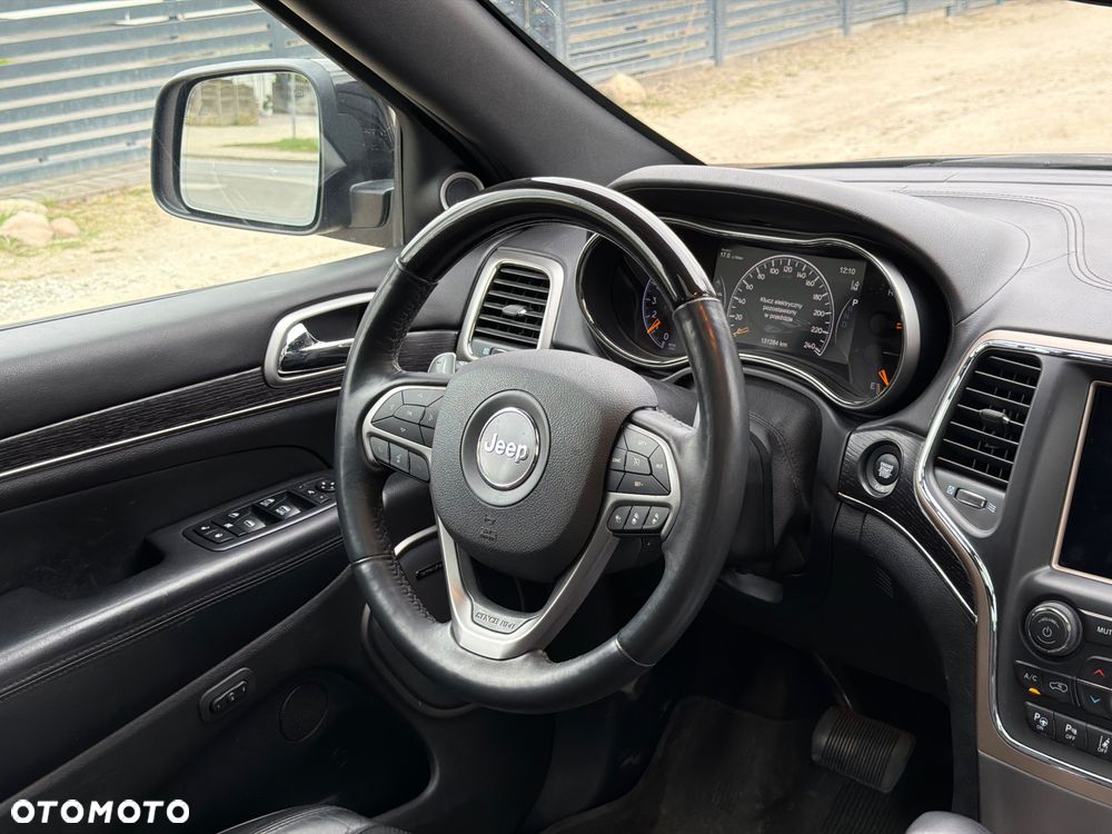 Jeep Grand Cherokee ver-3-6-v6-summit - 10