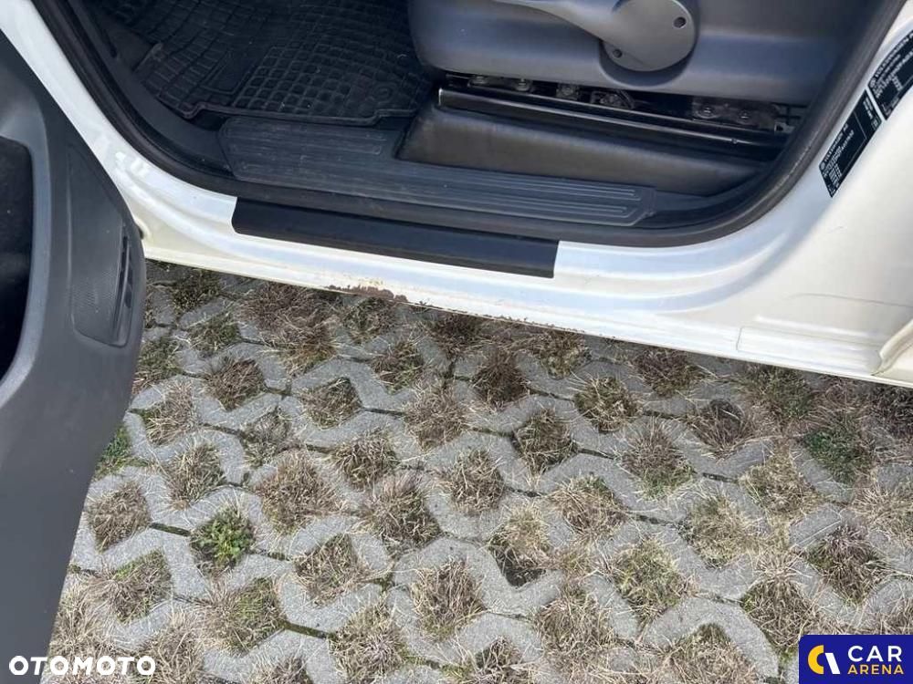 Volkswagen Amarok - 31