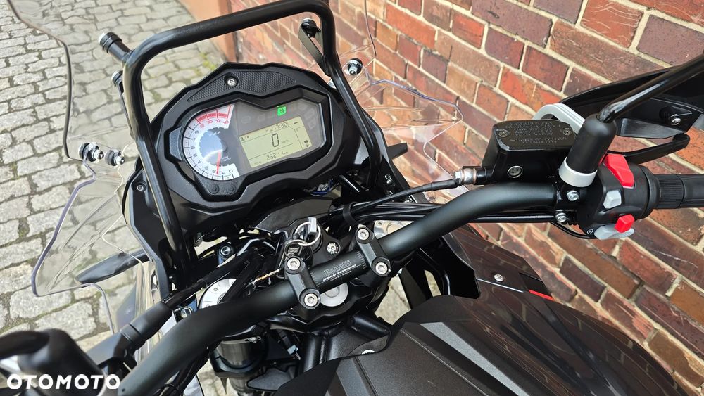 Benelli TRK 502X - 18