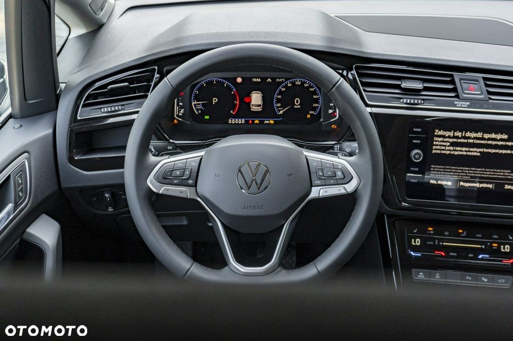 Volkswagen Touran - 14