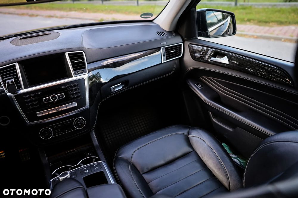 Mercedes-Benz ML 350 BlueEff 4-Matic - 17