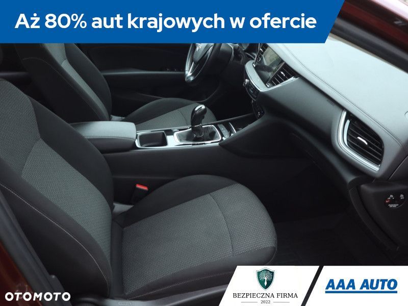 Opel Insignia - 11