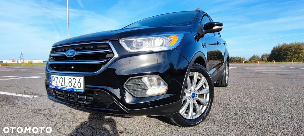 Ford Escape 2.0 EcoBoost AWD Titanium - 4