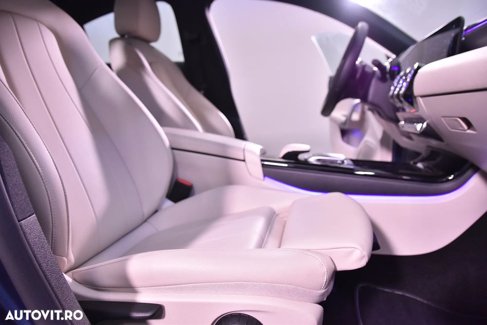 Mercedes-Benz CLA 180 7G-DCT - 12