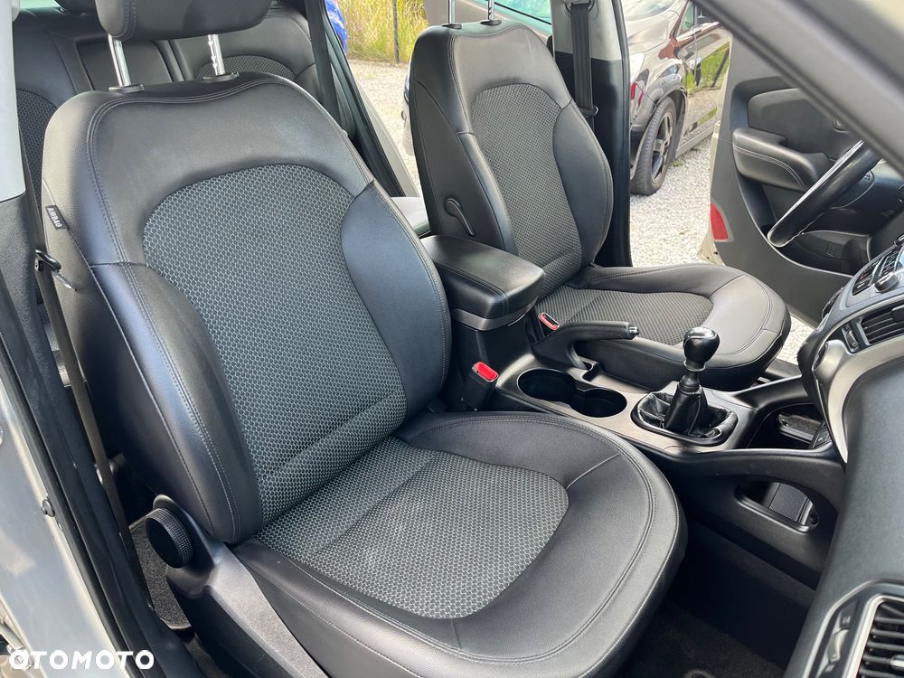 Hyundai ix35 2.0 CRDi Premium 2WD - 15