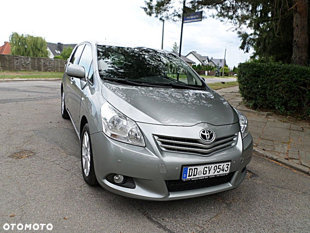 Toyota Verso 1.8 5-Sitzer Executive - 32