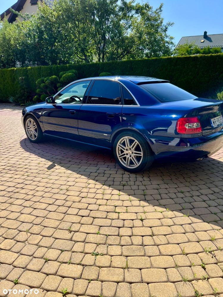 Audi A4 Limousine 1.8 - 9