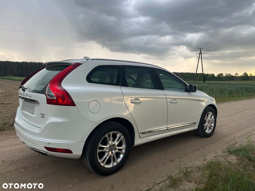 Volvo XC 60 2.4D AWD Summum - 9