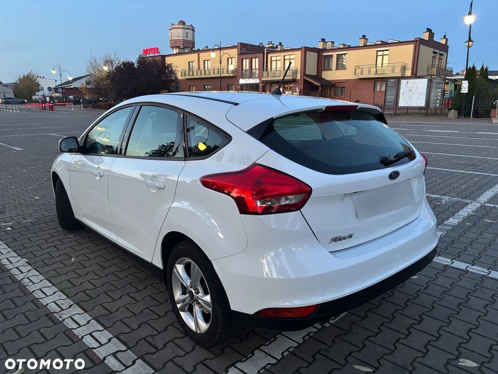 Ford Focus 1.5 TDCi Trend - 4