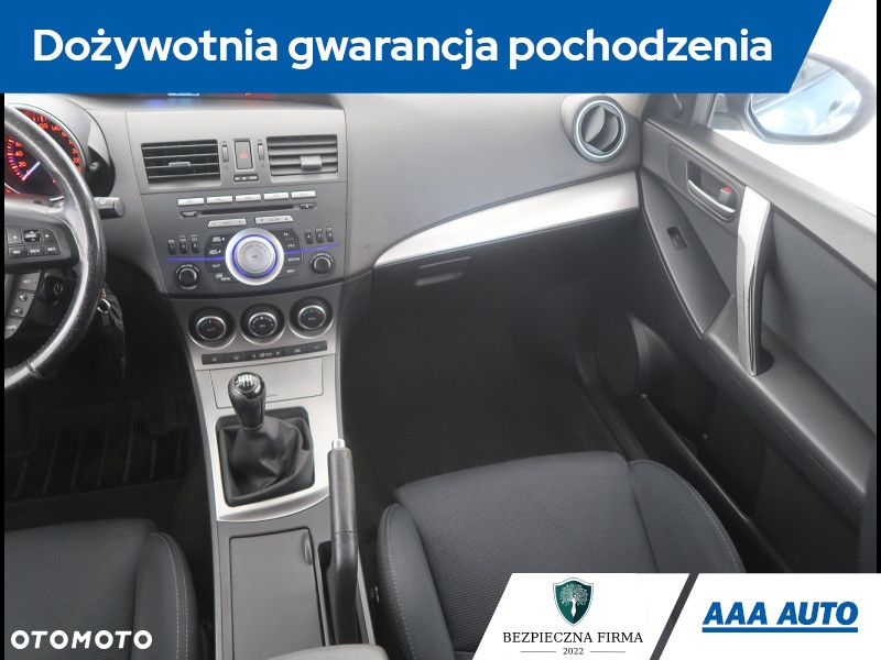 Mazda 3 - 9