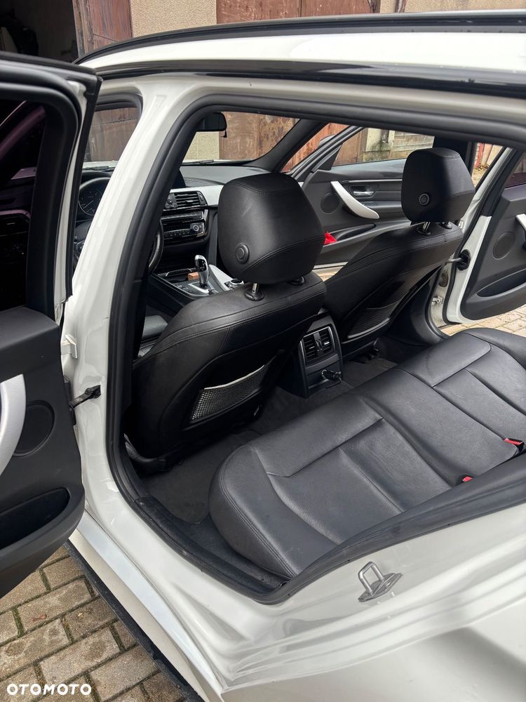 BMW Seria 3 320d Advantage sport - 10
