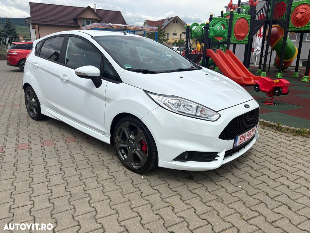 Ford Fiesta 1.6 EcoBoost ST - 2