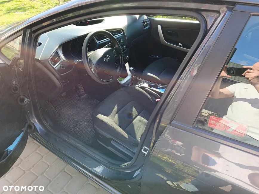 Kia Ceed 1.6 CRDi M - 8
