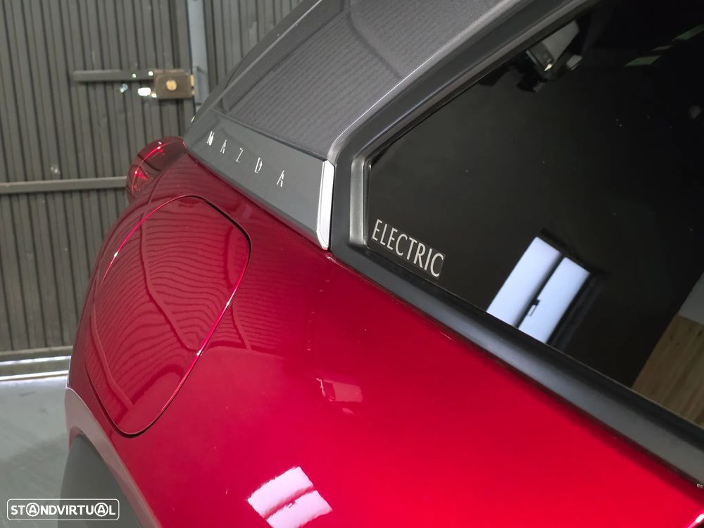 Mazda MX-30 e-SKYACTIV - 8