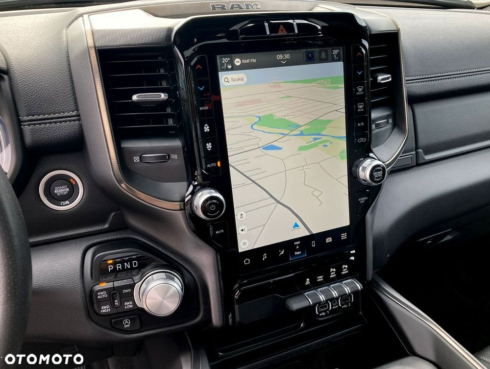 RAM 1500 Crew Cab Sport - 21