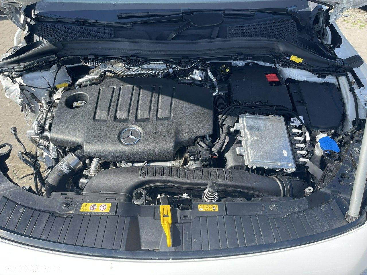 Mercedes-Benz GLA 200 d 4-Matic AMG Line - 13