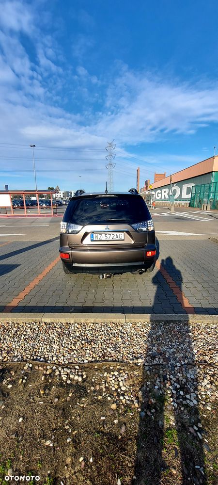 Mitsubishi Outlander 2.0 Intense + 2WD EU5 CVT - 3