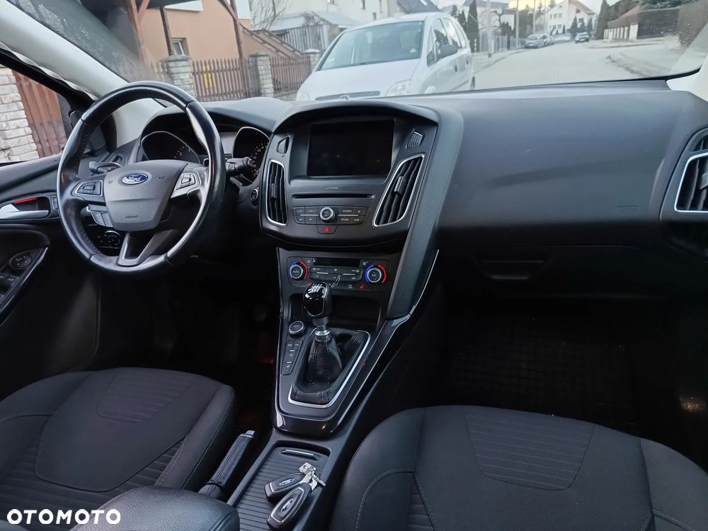 Ford Focus 2.0 EcoBlue Titanium - 20