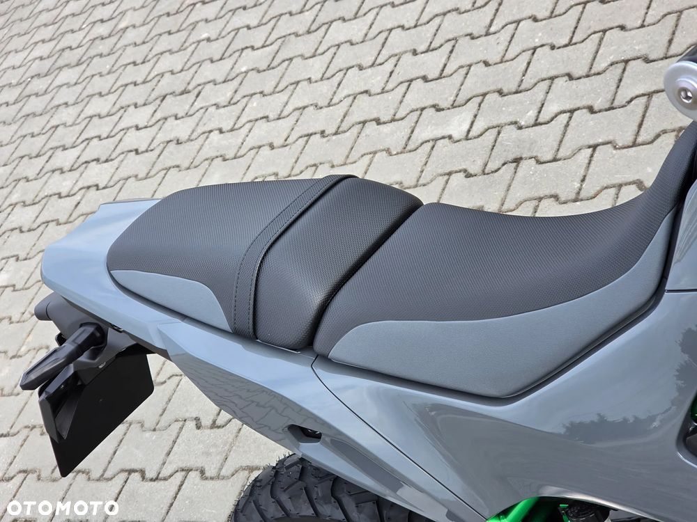 Kawasaki KLE - 12