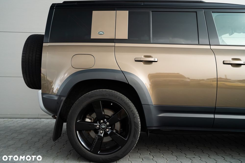 Land Rover Defender 3.0 P400 mHEV First Edition - 13