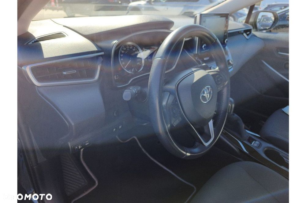 Toyota Corolla - 8