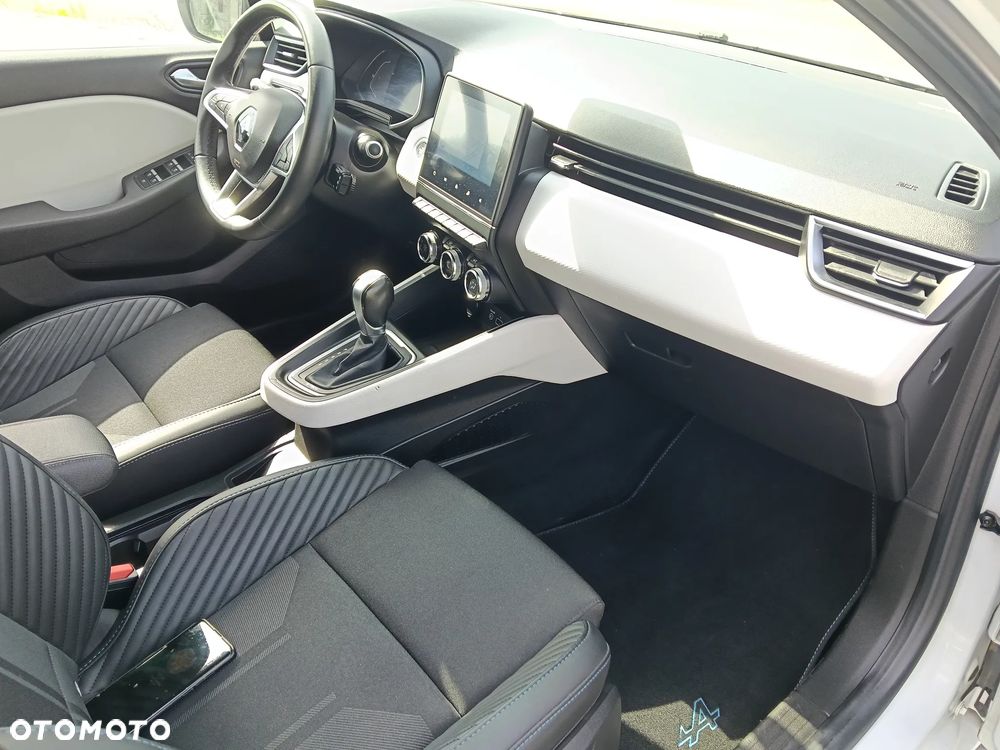 Renault Clio E-TECH 140 EXPERIENCE - 8