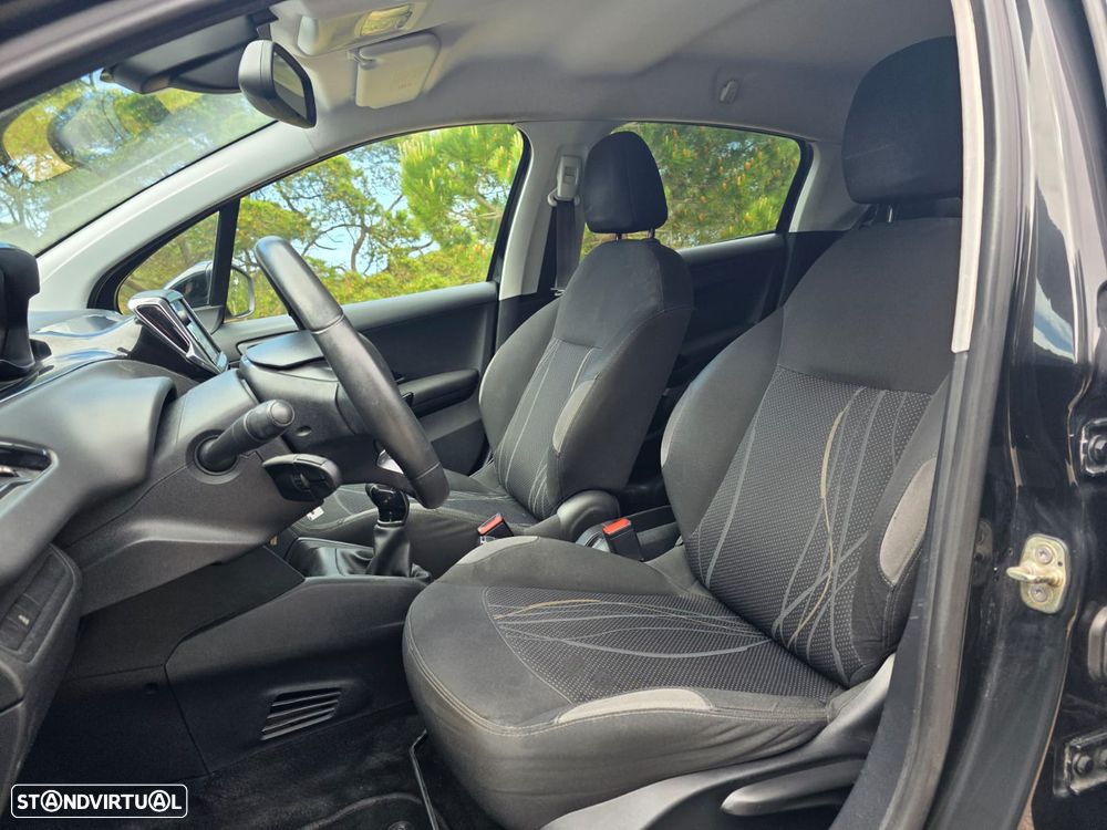 Peugeot 208 1.2 VTi Access - 8